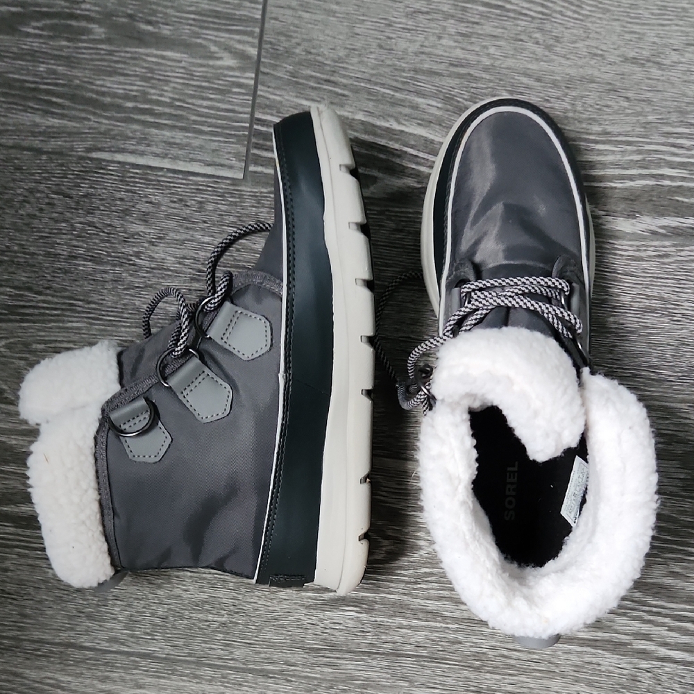 Sorel Womens Gray Winter Boots